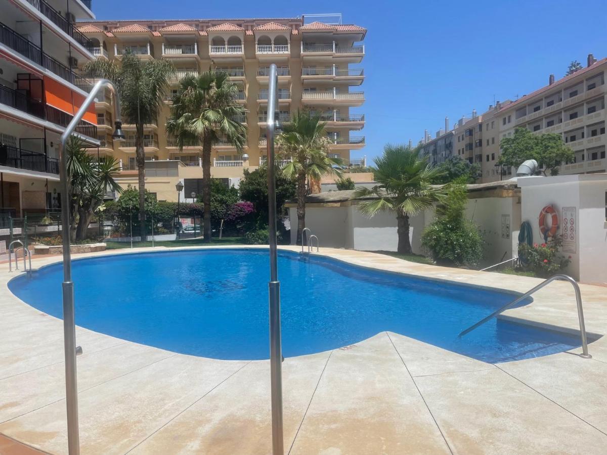 Piso A Estrenar Junto A La Playa Apartment Fuengirola Bagian luar foto